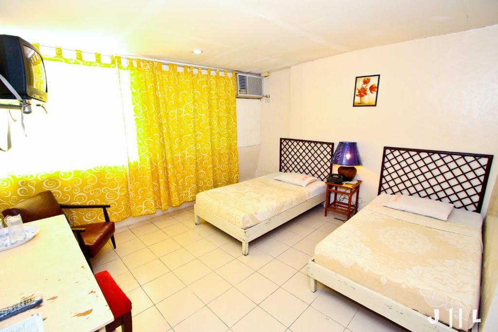 Bohol La Roca Hotel Totolan Номер фото