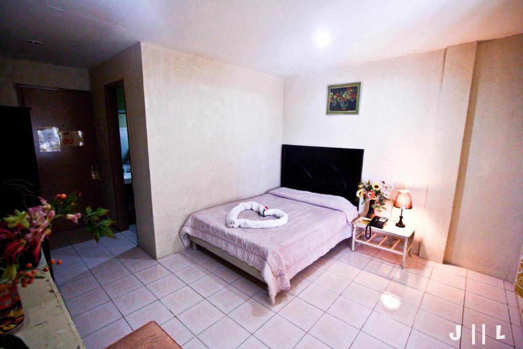 Bohol La Roca Hotel Totolan Номер фото