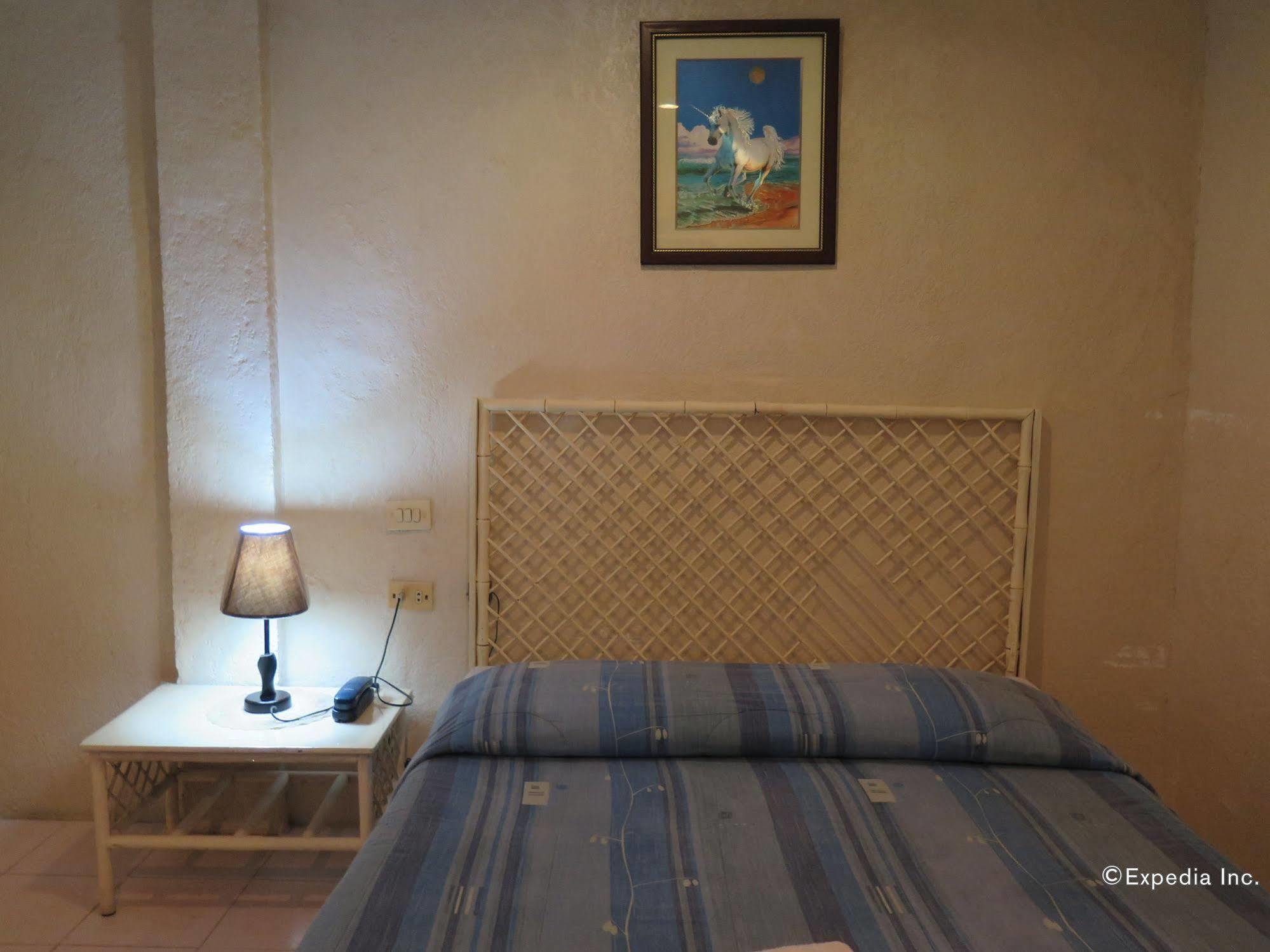 Bohol La Roca Hotel Totolan Екстер'єр фото