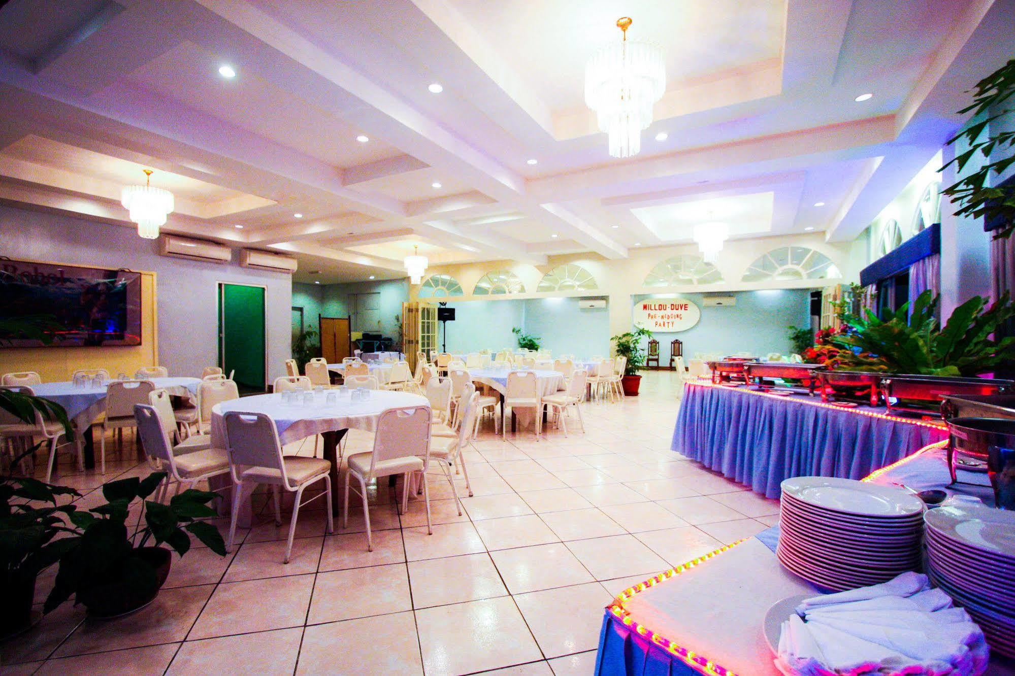 Bohol La Roca Hotel Totolan Екстер'єр фото